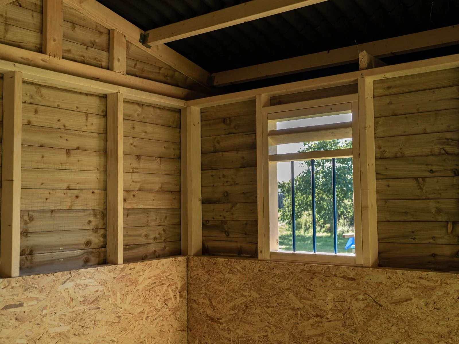 18ft x 12ft Field Shelter with Storage/Tack Feed Room V.4 - Image 9