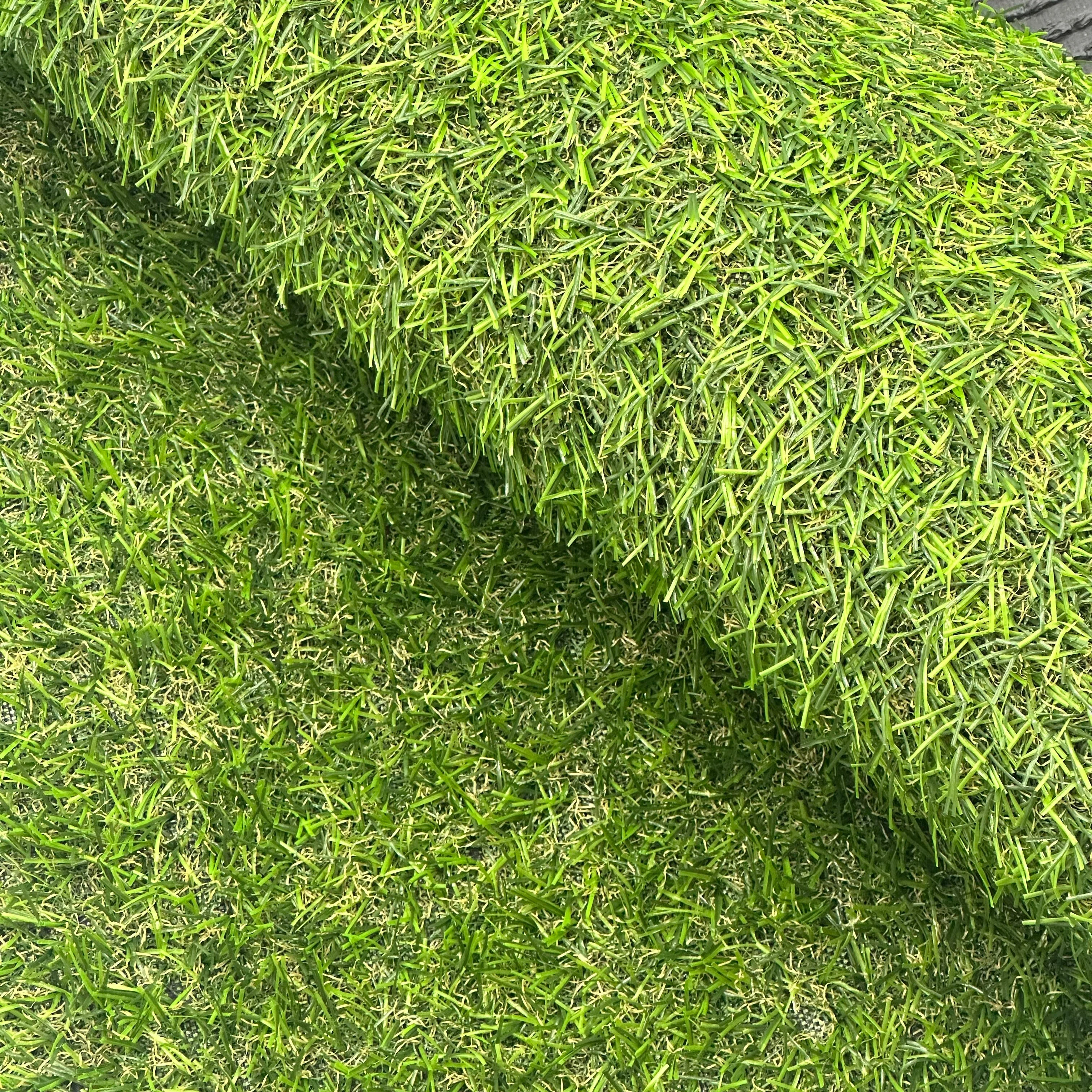 Artificial Grass Door Mat 70 x 130cm - Image 11