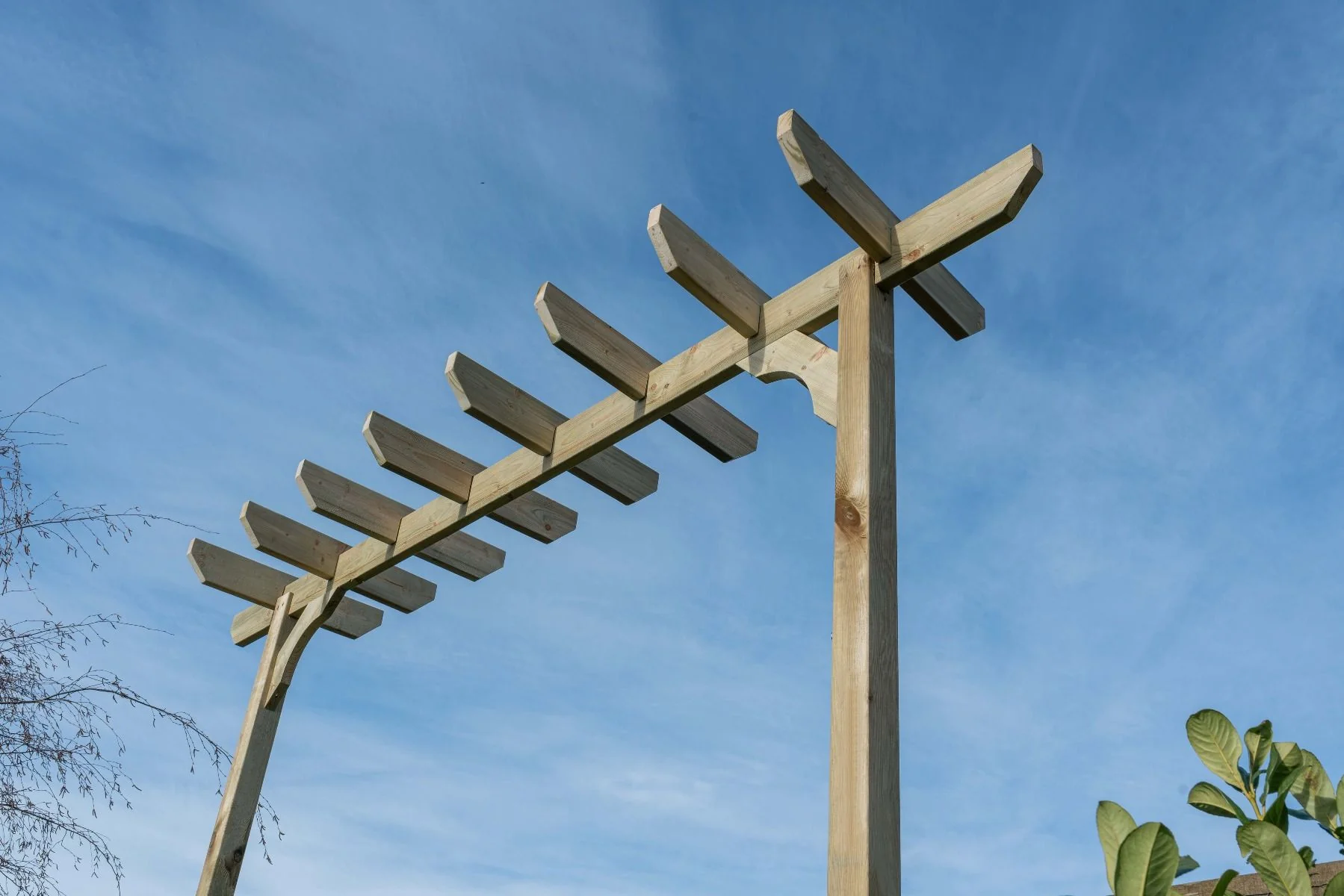 Chamfered Single Beam Pergola, Plant Climbing Arbour - Sculpted brace - Image 5