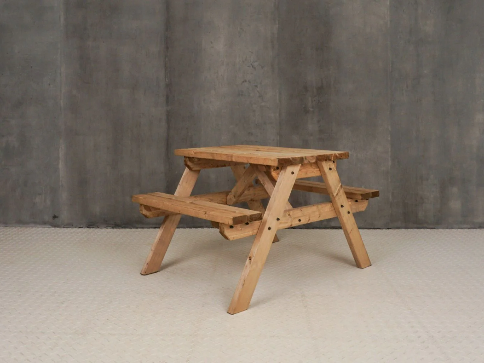 Classic Pub Style Picnic Bench and Table - Rustic Finish - Image 7