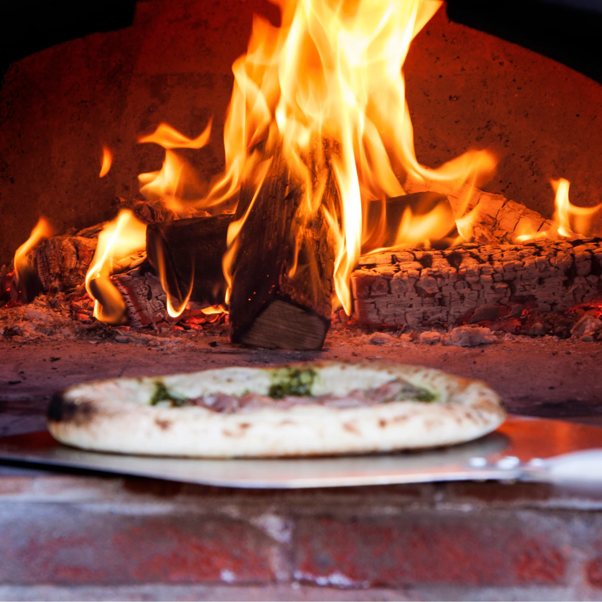Pizza Logs for Large Pizza Ovens - Image 5