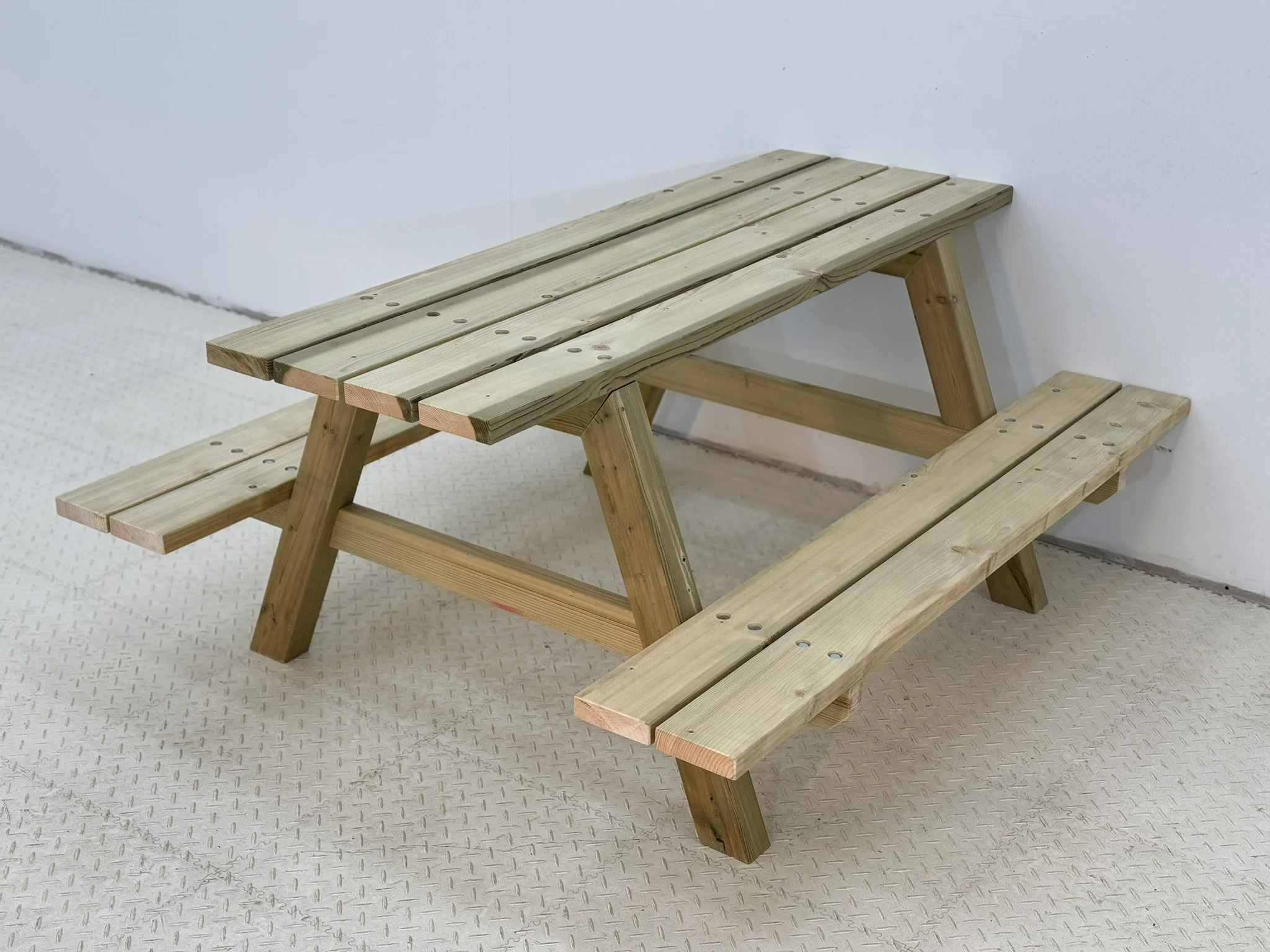 Premium Classic Pub Style Bench - Heavy Duty - Image 22