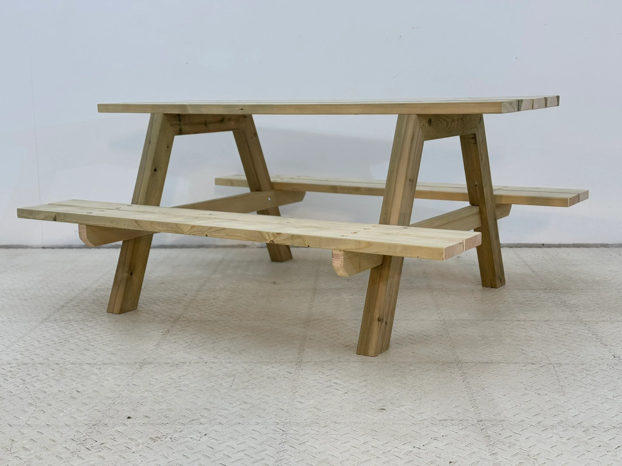 Premium Classic Pub Style Bench - Heavy Duty - Image 7