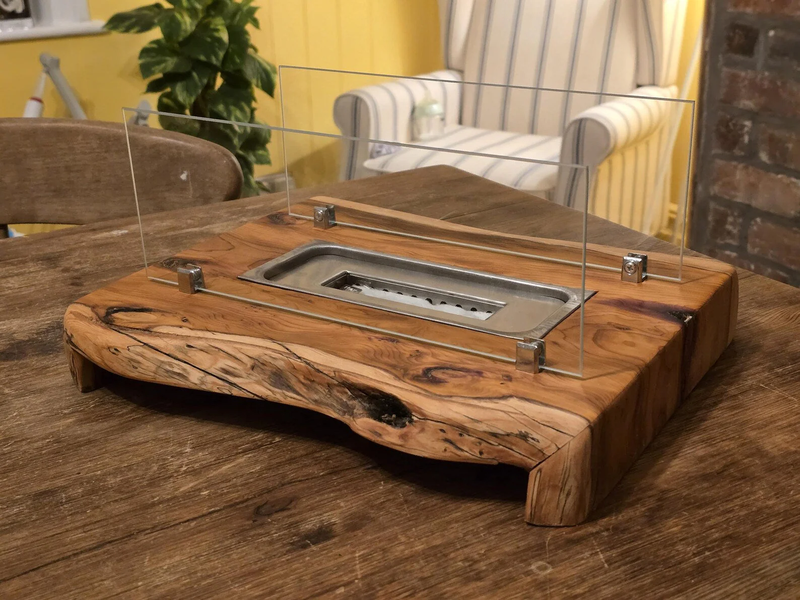 Waterfall Tabletop fireplace - Image 3