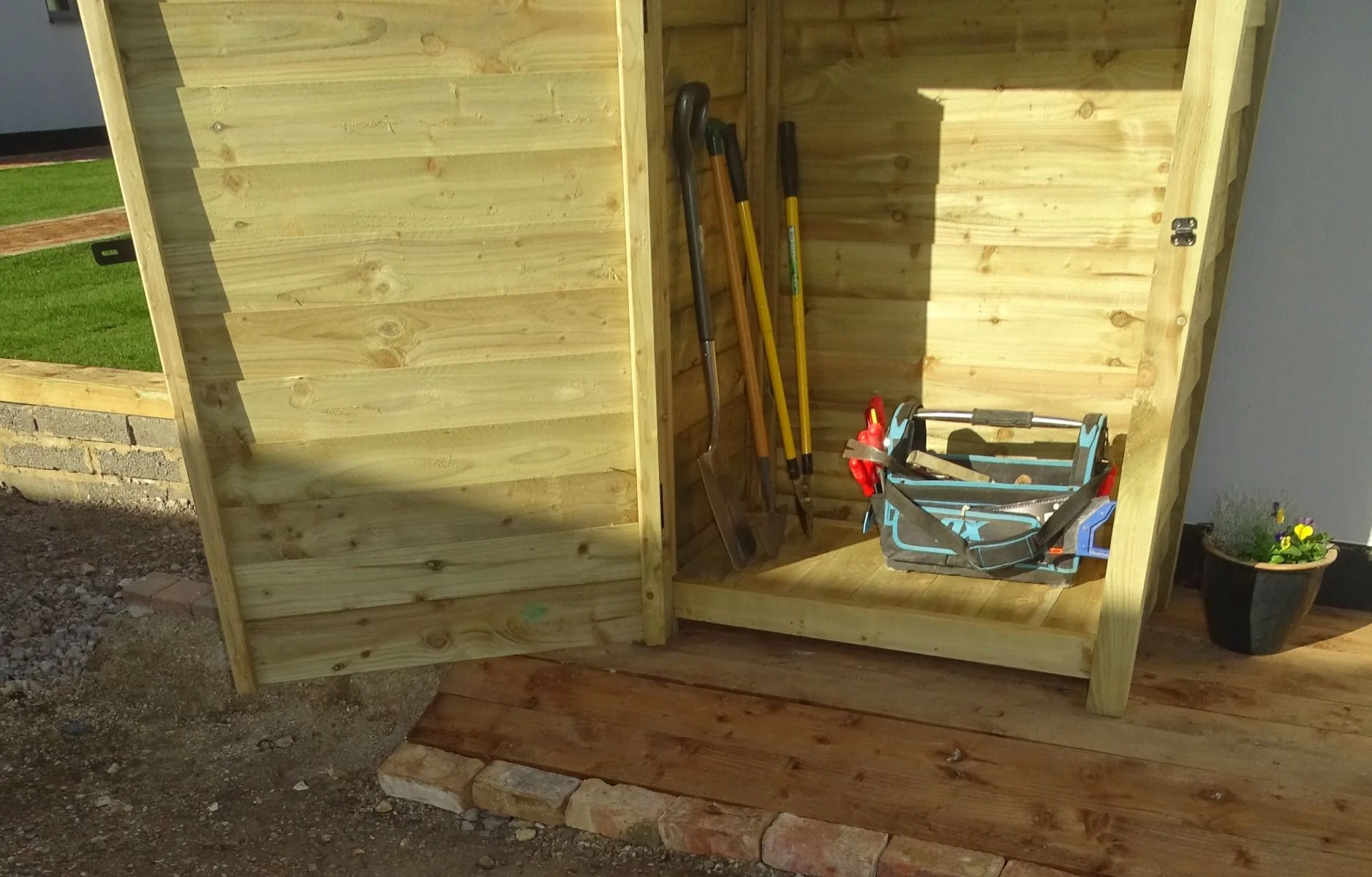 Wooden Garden Tool Storage with Shelf W-119cm, H-126cm or 180cm, D-88cm - Image 3
