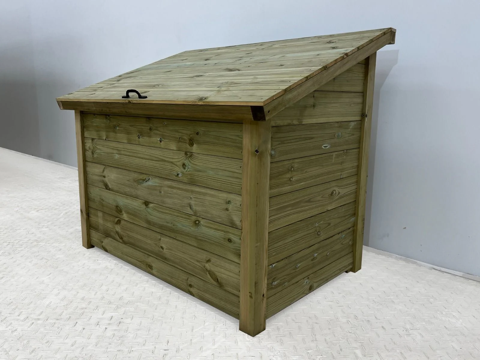 Wooden Premium Tongue/Groove Log Chest (W-127cm, H-104cm, D-87cm) - Image 5