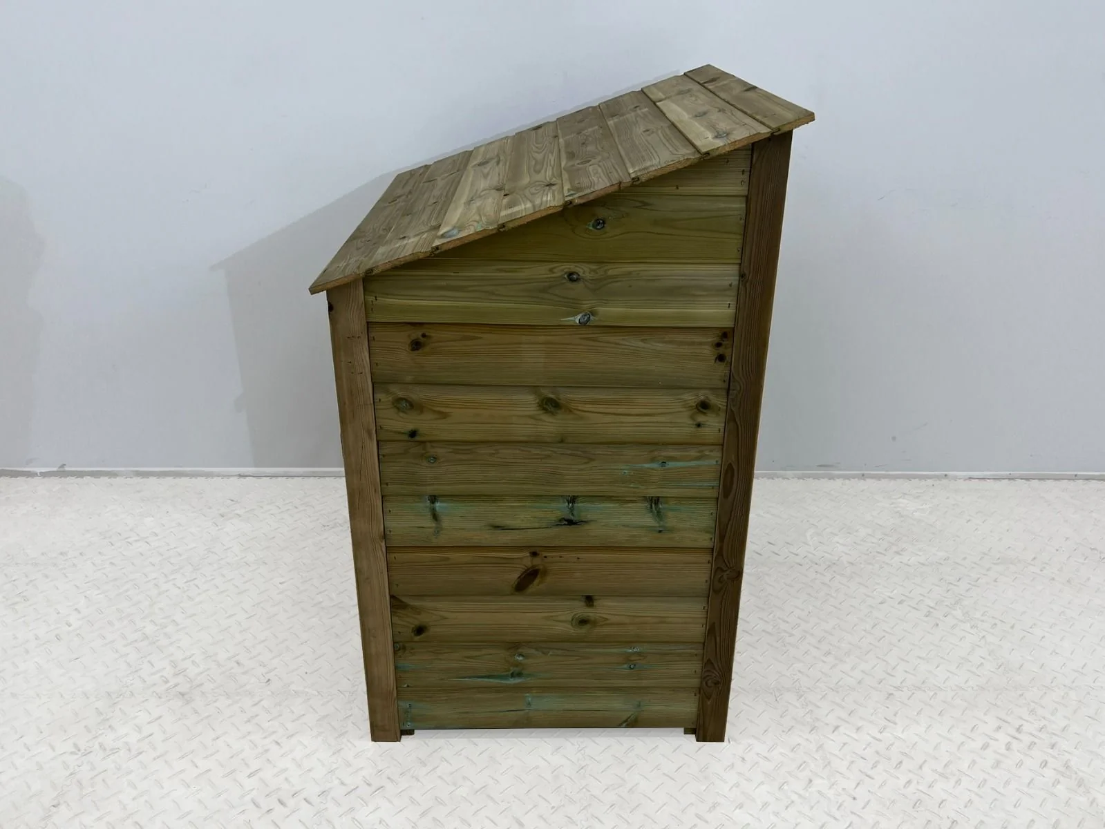 Wooden Premium Tongue/Groove Log Store with Door and Shelf (W-99cm, H-126cm or H-180cm, D-88cm) - Image 7