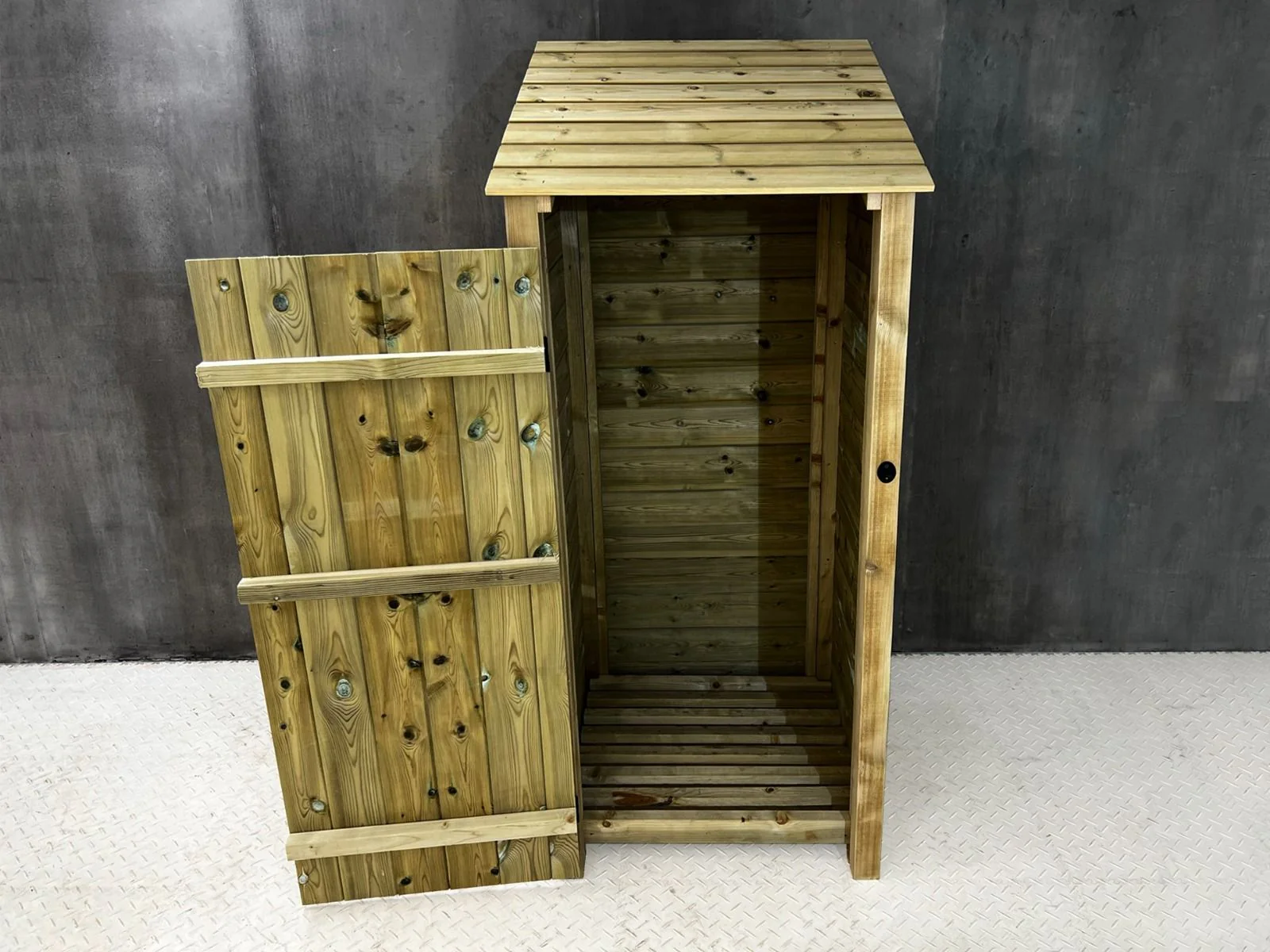 Wooden Premium Tongue/Groove Log Store with Door (W-79cm,H-126cm or H-180cm, D-88cm) - Image 4