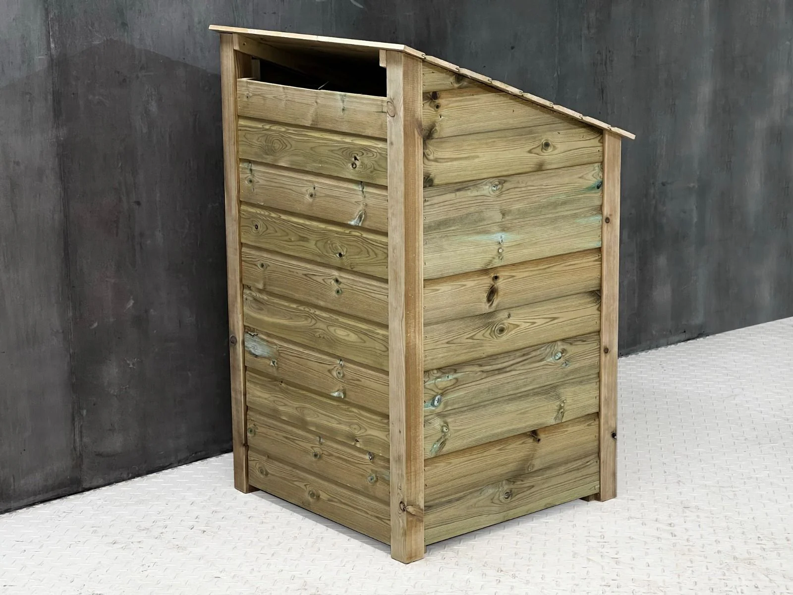 Wooden Premium Tongue/Groove Log Store with Shelf (W-79cm, H-126cm or H-180cm, D-88cm) - Image 7