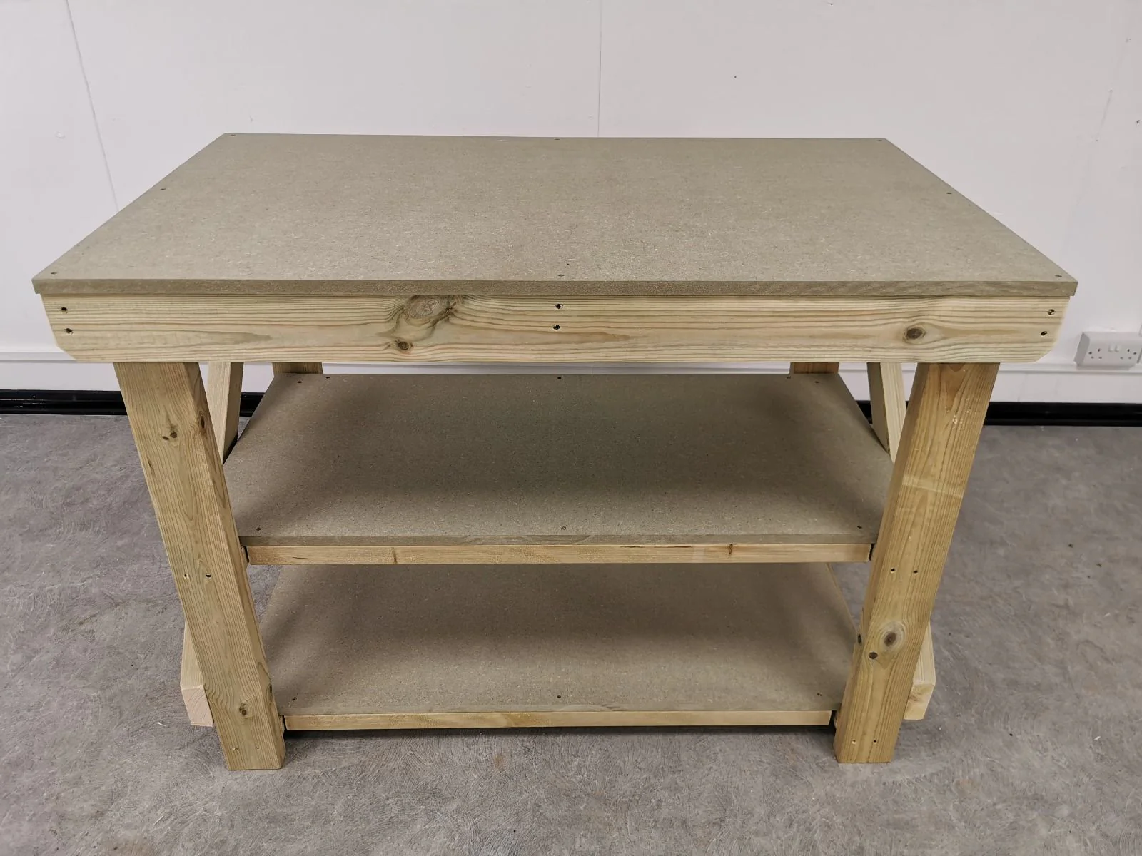 Wooden Workbench 18Mm UniMdf Moisture Resistant Top With Double Shelf - Image 3