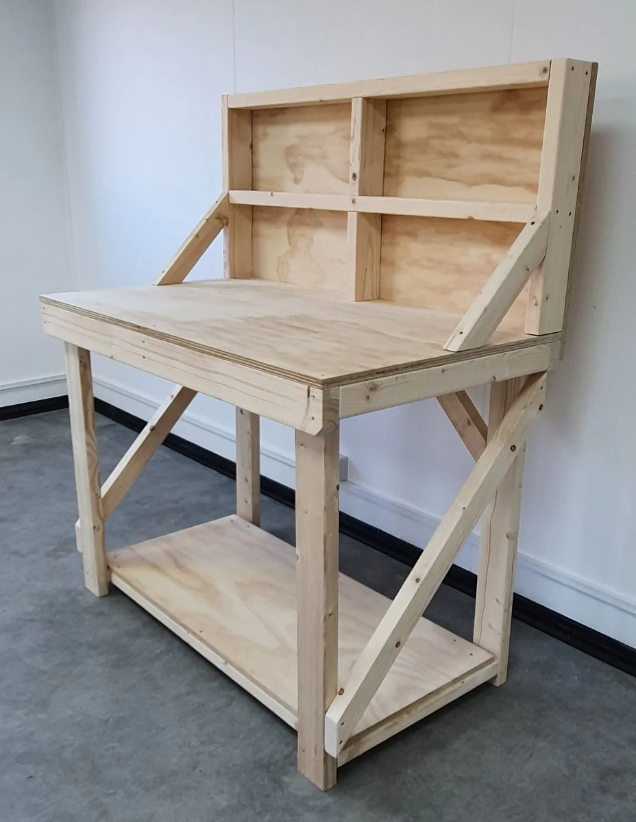 Wooden Workbench Superior Strength 18mm Plywood Top With Back Panel - Image 3