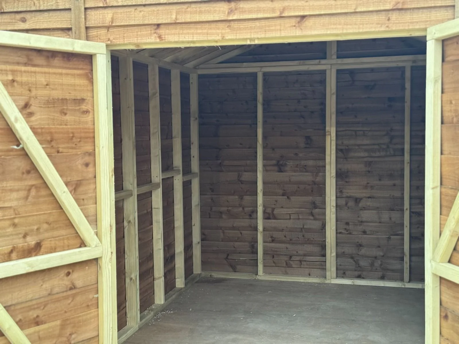 Workshop Shed, With Storage Area - Image 3